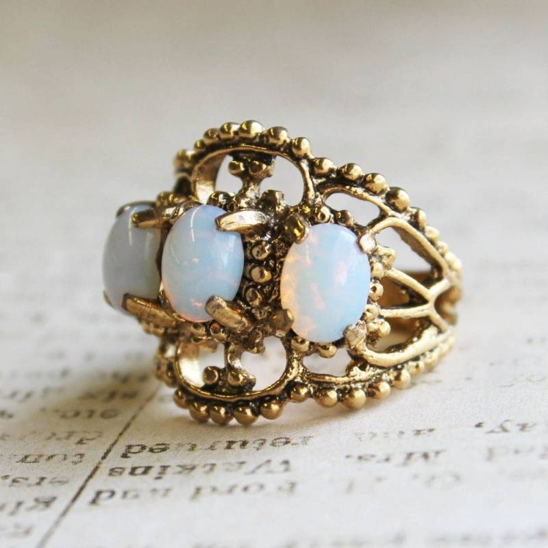 Vintage Filigraner Opal Ring 18K Gold Plated, Vorsehung Ri Vintage Filigraner Opal Ring 18K Gold Plated, Vorsehung Ri von PVDVintageJewelry