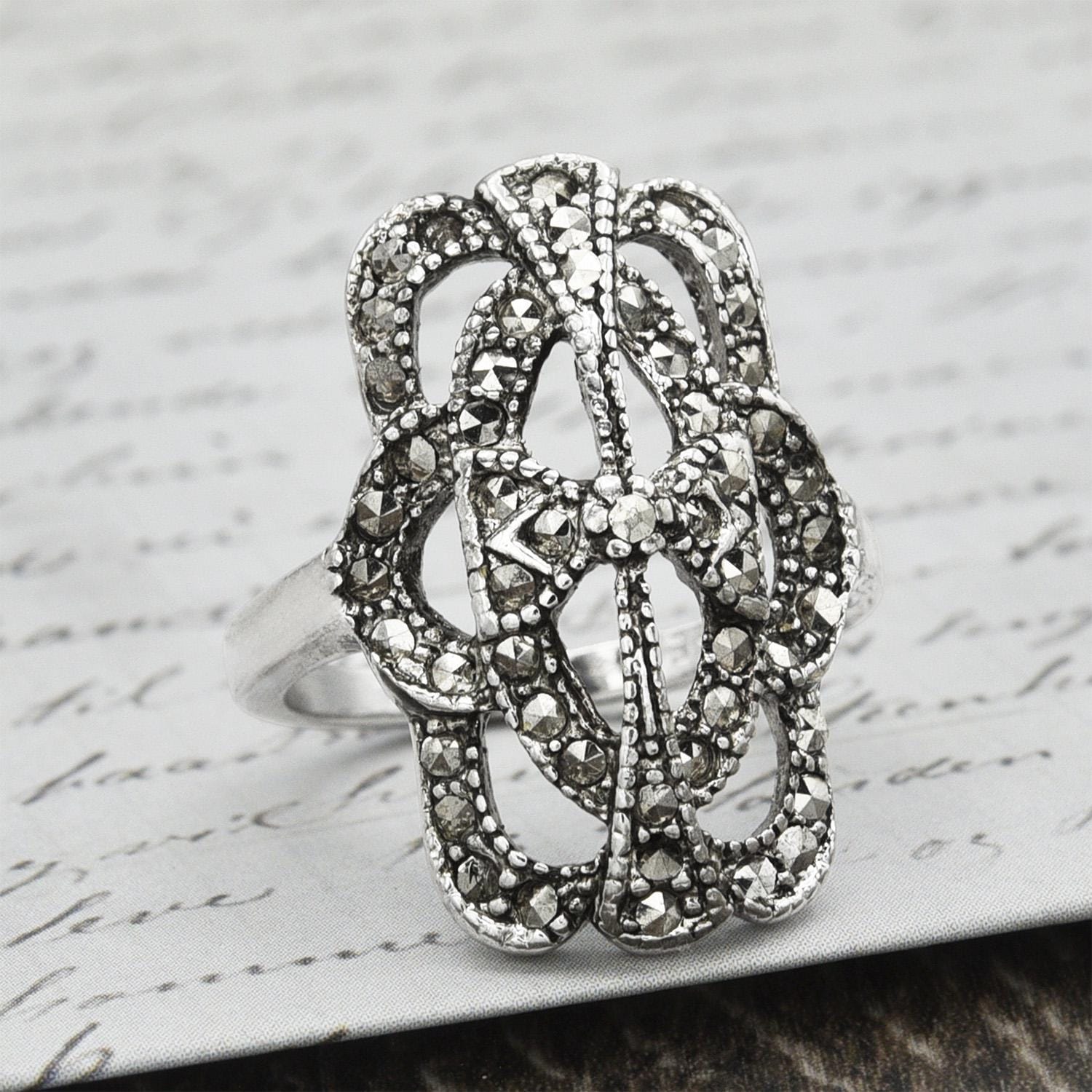 Vintage Markasit Cocktail-Ring 750 Weißgold-Silber Vintage Markasit Cocktail-Ring 750 Weißgold-Silber von PVDVintageJewelry