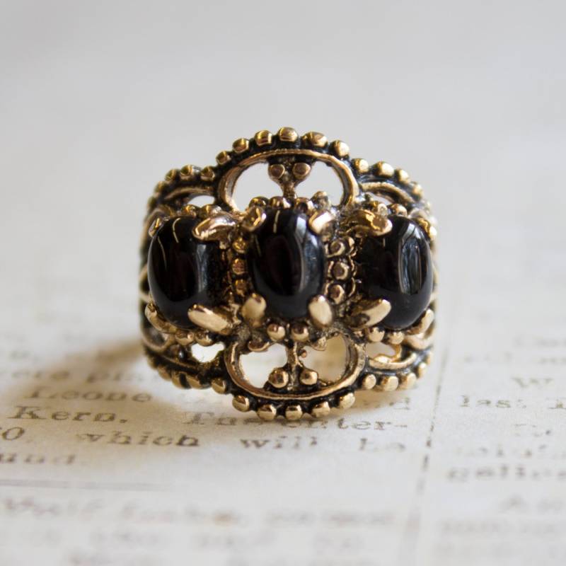 Vintage Onyx Filigree Ring 18K Gold Plated Edwardian Style Schwarz Stein Ringe Antiker Frauen Schmuck von PVDVintageJewelry