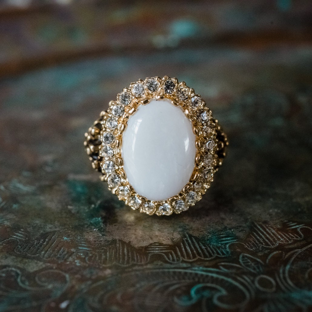 Vintage Opal Kristall Ring 18K Gold Edwardian Stil Schmuck Vintage Opal Kristall Ring 18K Gold Edwardian Stil Schmuck von PVDVintageJewelry
