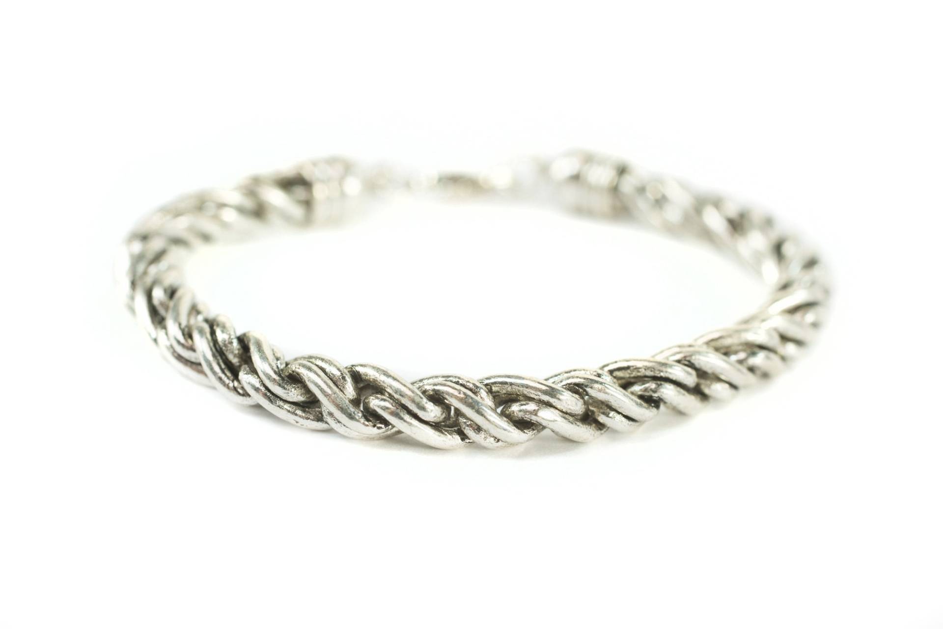 Vintage Oscar De La Renta Armband 21 cm Langes Antik Weißgold Überzogen Vintage Oscar De La Renta Armband 21 cm Langes Antik Weißgold Überzogen von PVDVintageJewelry