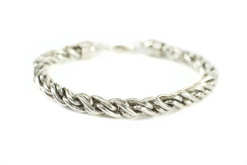 Vintage Oscar De La Renta Armband 21 cm Langes Antik Weißgold Überzogen Vintage Oscar De La Renta Armband 21 cm Langes Antik Weißgold Überzogen von PVDVintageJewelry