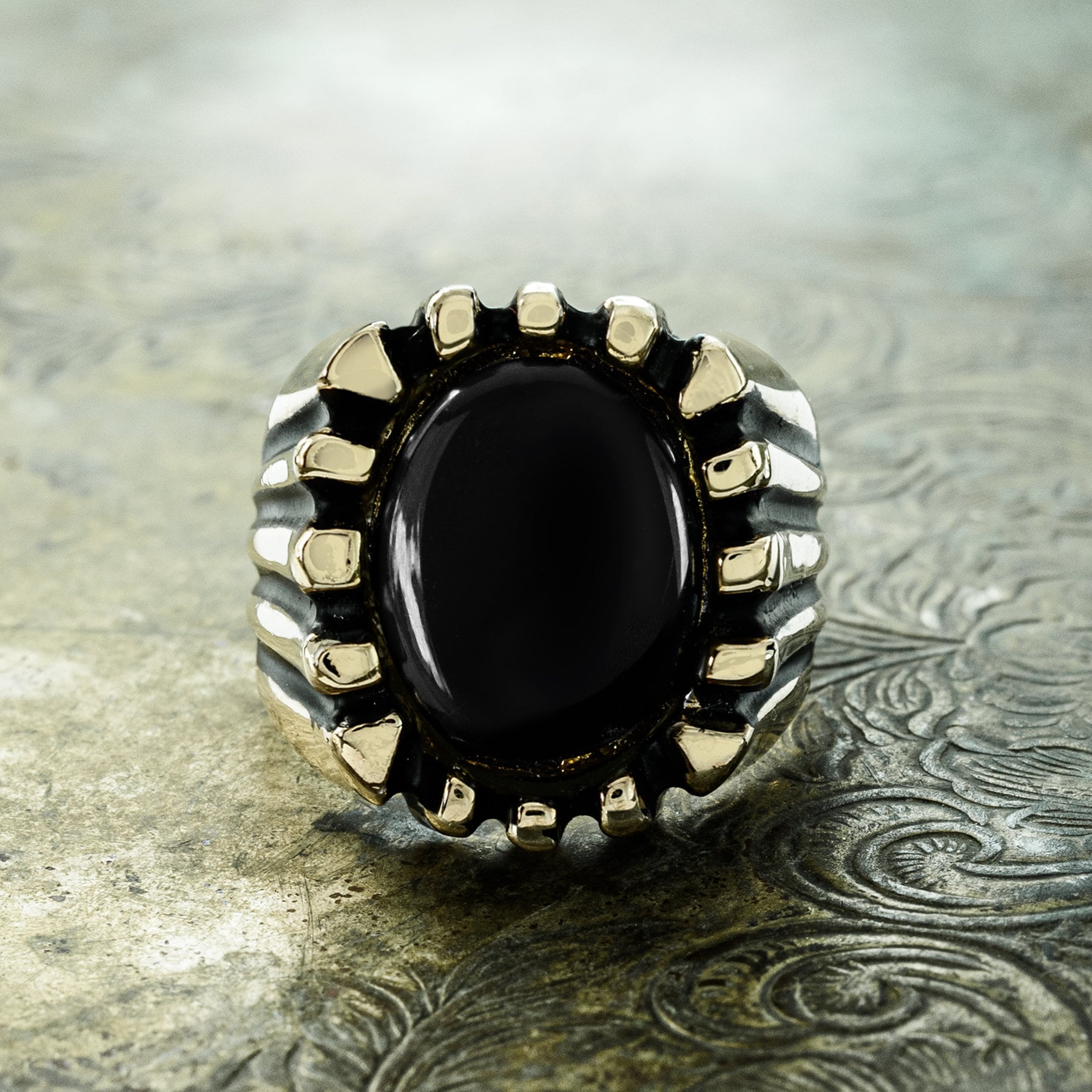 Vintage Ring 1980Er Jahre Herren Onyx Antiker 18Kt Vergoldeter Schmuck #r1960 - Begrenzte Stückzahl Nie Getragen von PVDVintageJewelry