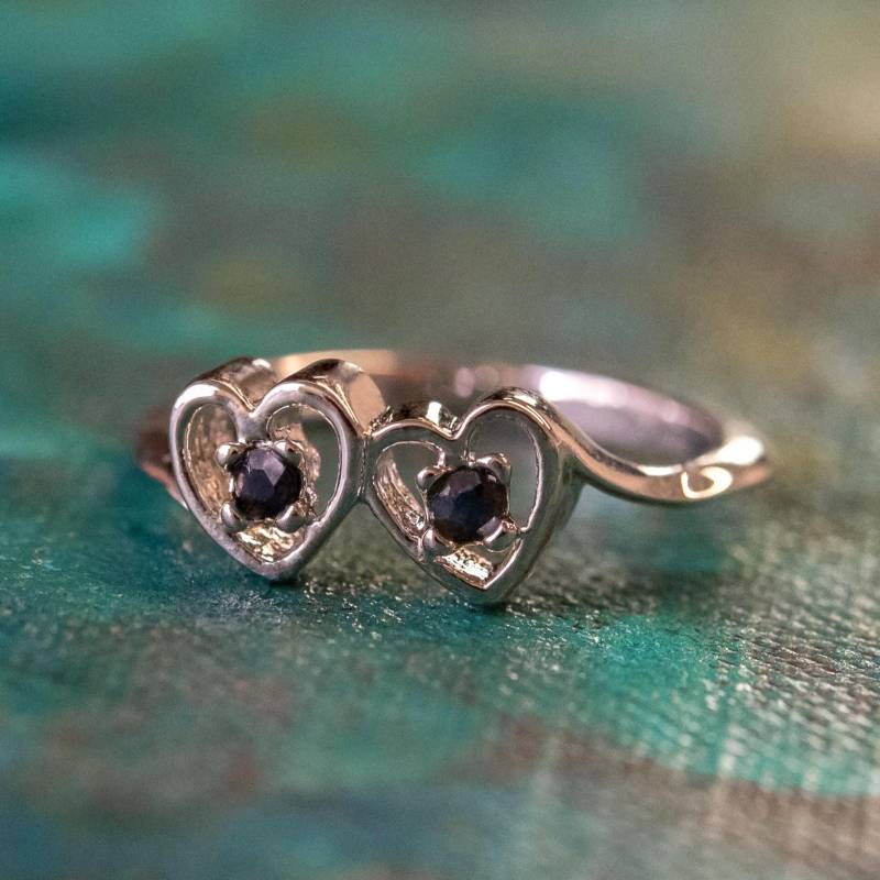 Vintage Saphir Herz Ring 18K Weißgold Galvanisiert, Nie Getragen von PVDVintageJewelry