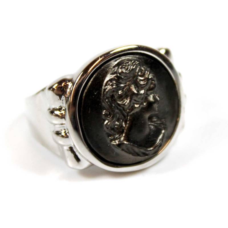 Vintage Schwarz Cameo Ring Rhodium Plattiert, Nie Getragen Vintage Schwarz Cameo Ring Rhodium Plattiert, Nie Getragen von PVDVintageJewelry
