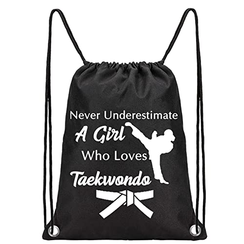 PXTIDY Taekwondo Geschenke Martial Arts Kordelzug Tasche A Girl Who Loves Taekwondo Rucksack mit Kordelzug, Schwarz von PXTIDY