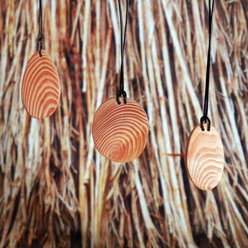 Anhänger Aus Rotem Mammutbaum Kernholz von PaRayKunsthandwerk