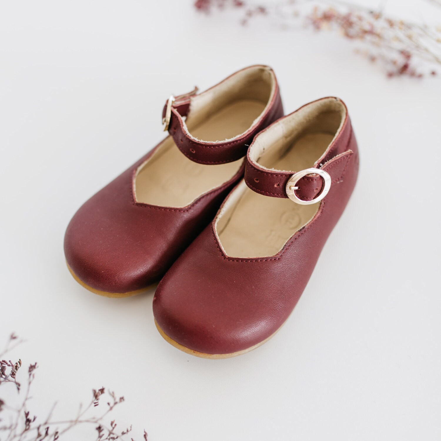 Nu Classic - Babyschuhe Mädchen, Braun, Marine, Burgund Leder Baby Kleinkind Jungen Mädchen Herbst Schuhe, Booties, Mokassin Stiefel Nu Classic - Babyschuhe Mädchen, Braun, Marine, Burgund Leder Baby Kleinkind Jungen Mädchen Herbst Schuhe, Booties, Mokassin Stiefel von PabucunNU