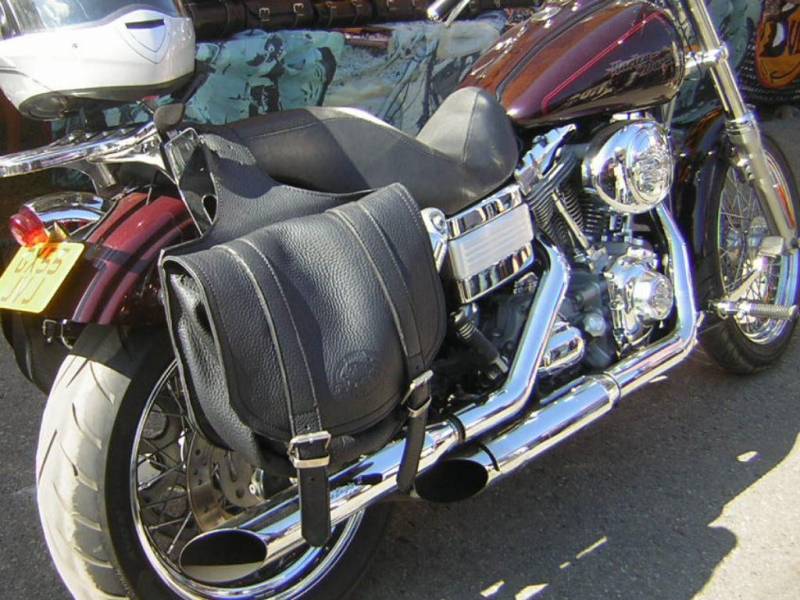 Cod. Bisaccia 103-B/Mod. Grande Soft - Dicke Und Weiche, Verstärkte Untersitztasche Aus Leder Für Custom-Motorräder, 60 Liter, Made in Italy von PachProduction
