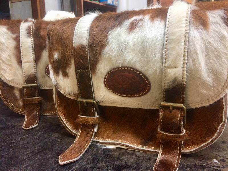 Cod. Bisaccia 103-E/Mod. Large Spotted - 60 Liter Verstärkte, Gekoppelte Tasche Mit Geflecktem Leder, 4 Mm Dickes Hergestellt in Italien von PachProduction