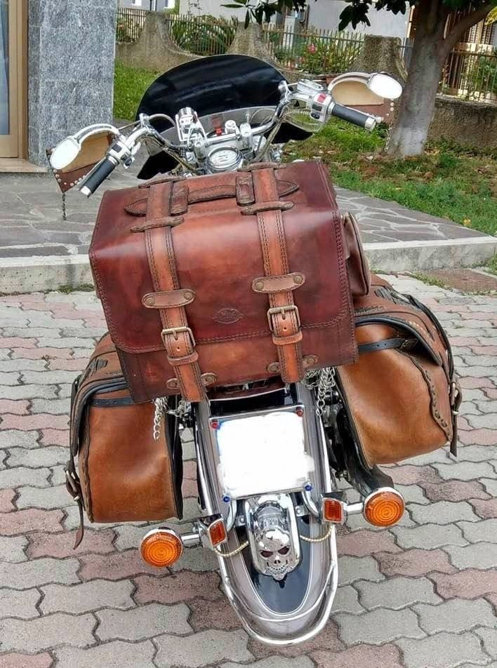 Cod. Trike 004/Mod. Texas 36 Liter 4/5 Mm Leder-Reisetasche Für Den Gepäckträger Ihrer Custom Vespa Made in Italy von PachProduction