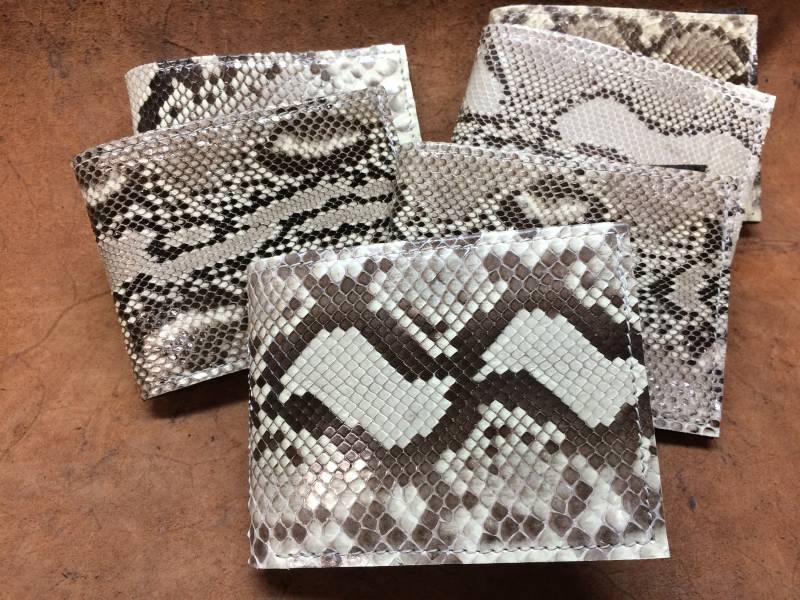 Python-Geldbörse Für Herren, Zertifiziert, Mit 8 Fächern Kreditkarten, Geldscheine, Dokumentenhalter, Handgefertigt, Hergestellt in Italien von PachProduction