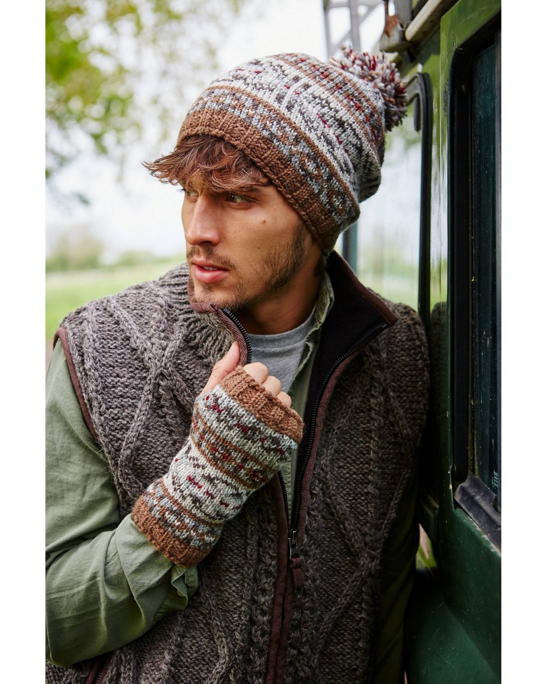 Herren Wintermütze - Fingerlose Handschuhe 100% Wolle Fair Isle Strick Trade Nachhaltige Mode Pachamama von PachamamaWoollies