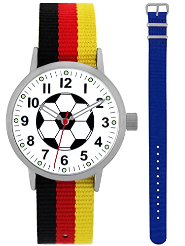 Pacific Time Kinder Armbanduhr Jungen Fußball Zeiger leuchten im Dunkeln 2 Wechsel Textilarmband Deutschland und Royalblau Analog Quarz 87027 von Pacific Time