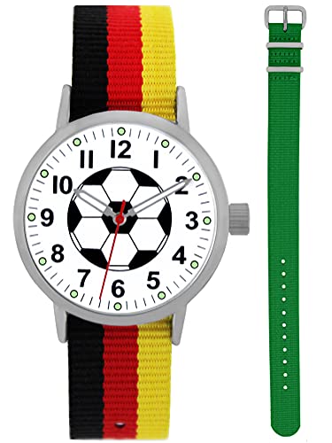 Pacific Time Kinder Armbanduhr Jungen Fußball Zeiger leuchten im Dunkeln 2 Wechsel Textilarmband Deutschland und grün Analog Quarz 87031 von Pacific Time