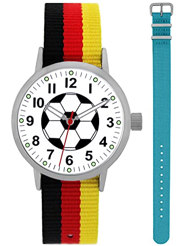 Pacific Time Kinder Armbanduhr Jungen Fußball Zeiger leuchten im Dunkeln 2 Wechsel Textilarmband Deutschland und hellblau Analog Quarz 87028 von Pacific Time