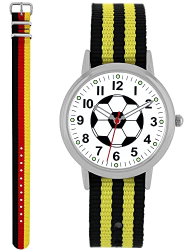 Pacific Time Kinder Armbanduhr Jungen Fußball Zeiger leuchten im Dunkeln 2 Wechsel Textilarmband schwarz gelb + Deutschland Analog Quarz 86522 von Pacific Time