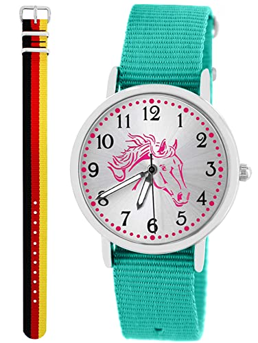 Pacific Time Kinder Armbanduhr Mädchen Junge Pferd Kinderuhr Set 2 Textil Armband türkis + Deutschland analog Quarz 10588 von Pacific Time
