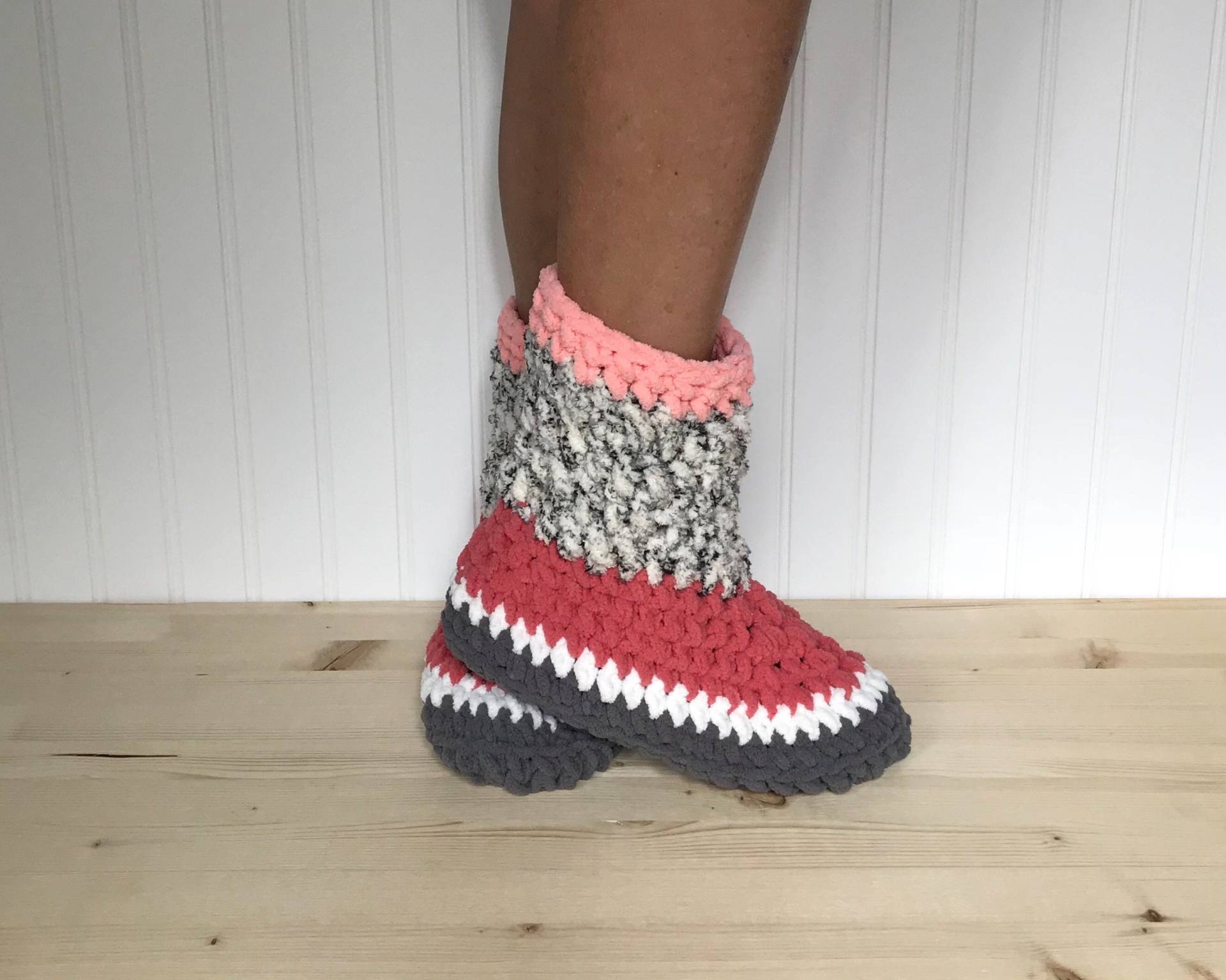 Gekitzelte Rosa High Top Hausschuhe - Chenille Pantoffelsocken Gemütliche Ankle Boots Gute Besserung Pflegepaket Neurpathie Crps Fußschmerzlinderung Gekitzelte Rosa High Top Hausschuhe - Chenille Pantoffelsocken Gemütliche Ankle Boots Gute Besserung Pflegepaket Neurpathie Crps Fußschmerzlinderung von PahhhsSlipperShop
