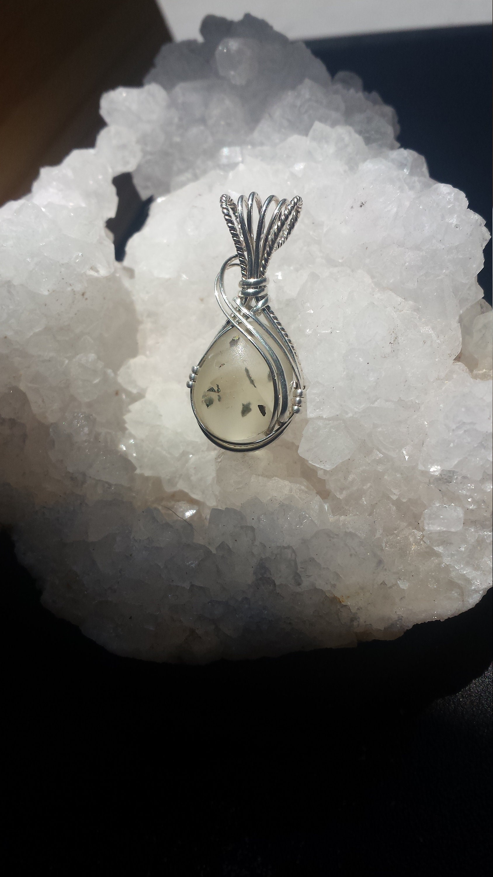 Fluorit Anhänger Aus Sterling Silber Fluorit Anhänger Aus Sterling Silber von PaintedPixieCreation
