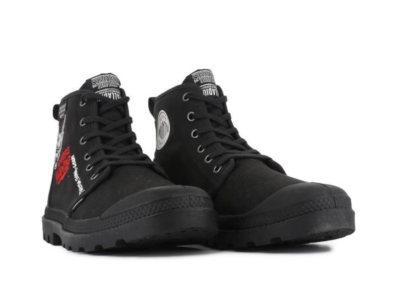 Palladium STRANGER THINGS X PAMPA HELLFIRE Schnürboots Schnürstiefel aus Canvas mit Print von Palladium