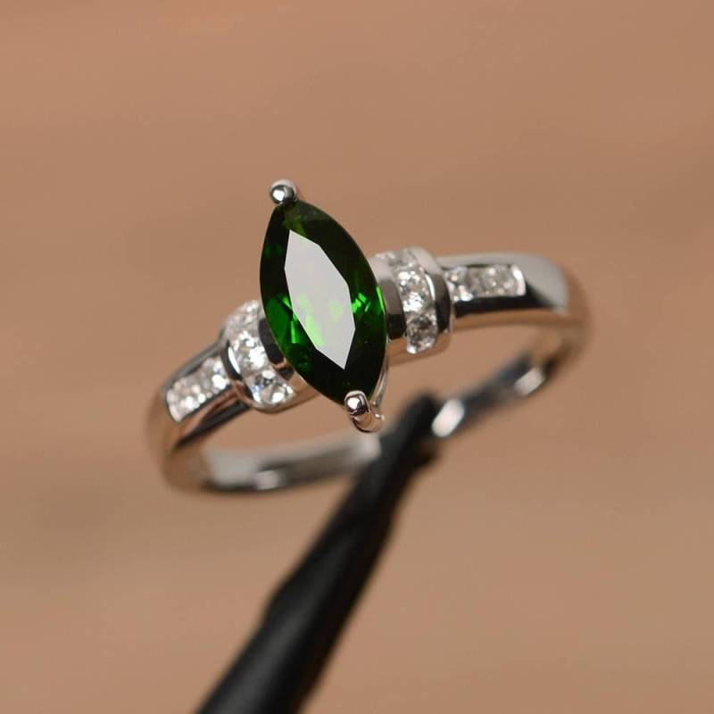 Diopsid Jubiläumsring Natürliche Chromdiopsid Ring Marquise Geschnitten Grüner Edelstein Sterling Silber von PalmaryJewelry