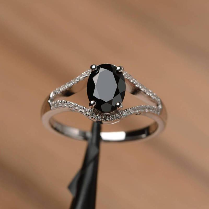 Echte Natürliche Schwarze Spinell Ring Versprechen Party Sterling Silber Oval Geschnitten Schwarzen Edelstein von PalmaryJewelry