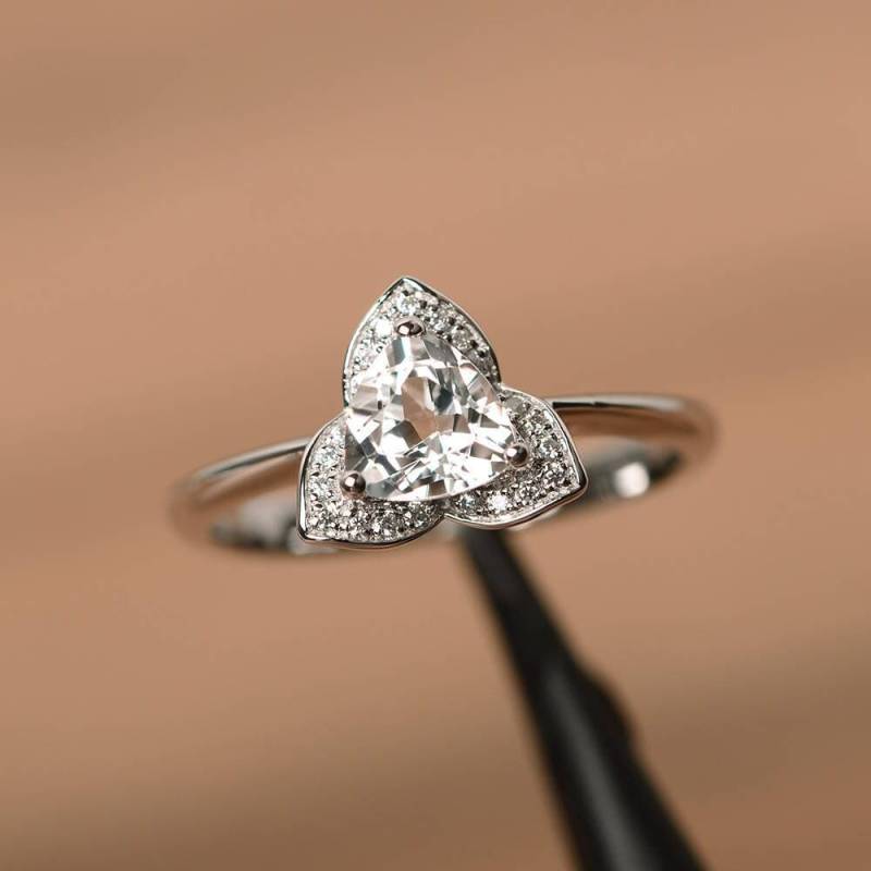 Echte Natürliche Weiße Topas Ring Trillion Cut Sterling Silber Verlobungsring von PalmaryJewelry
