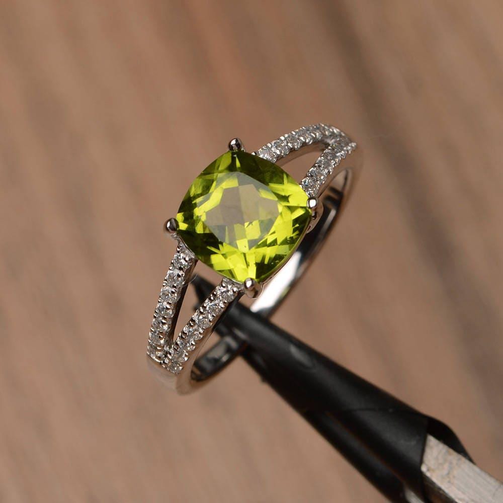 Echte Peridot Ring Versprechen Kissenschliff Sterling Silber Grüner Edelstein August Geburtsstein von PalmaryJewelry