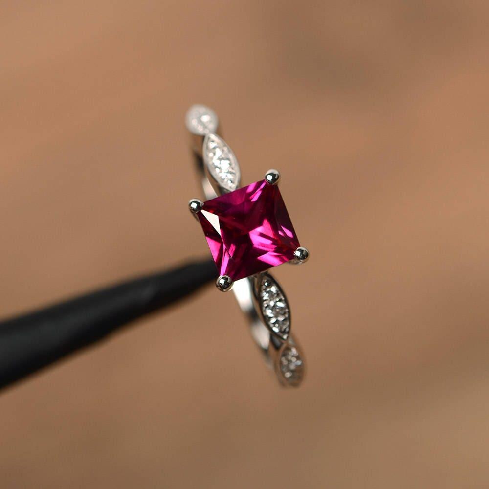 Einzigartige Jubiläum Ringe Prinzessin Schliff Rubin Rote Edelstein Massiv Silber Individuelle von PalmaryJewelry