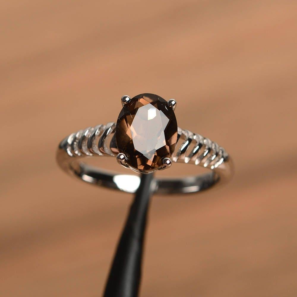 Einzigartiger Rauchquarz Cocktailring Ovaler Solitärring Mit Braunem Stein Einzigartiger Rauchquarz Cocktailring Ovaler Solitärring Mit Braunem Stein von PalmaryJewelry