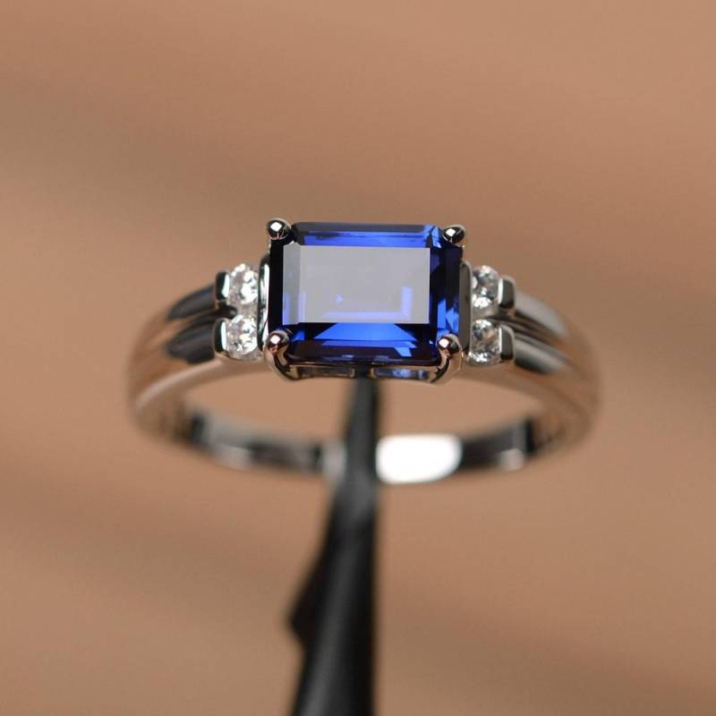 Lab Saphir Ring September Geburtsstein Smaragd Schnitt Blaue Edelstein Sterling Silber Verlobungsring von PalmaryJewelry