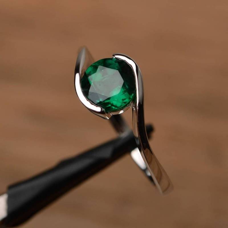 Labor Smaragd Ring Versprechen Verlobungsring Rundschliff Sterling Silber Solitär Mai Geburtsstein Grüner Edelstein von PalmaryJewelry
