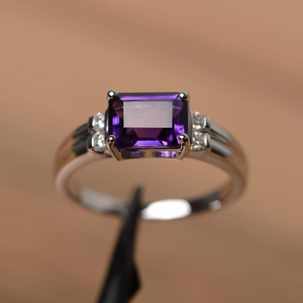 Lila Amethyst Ring Sterling Silber Smaragdschliff Februar Geburtsstein von PalmaryJewelry