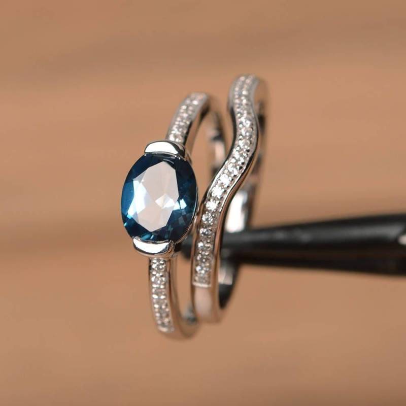 London Blautopas Ring Versprechen Oval Geschnitten Blaue Edelstein Sterling Silber von PalmaryJewelry