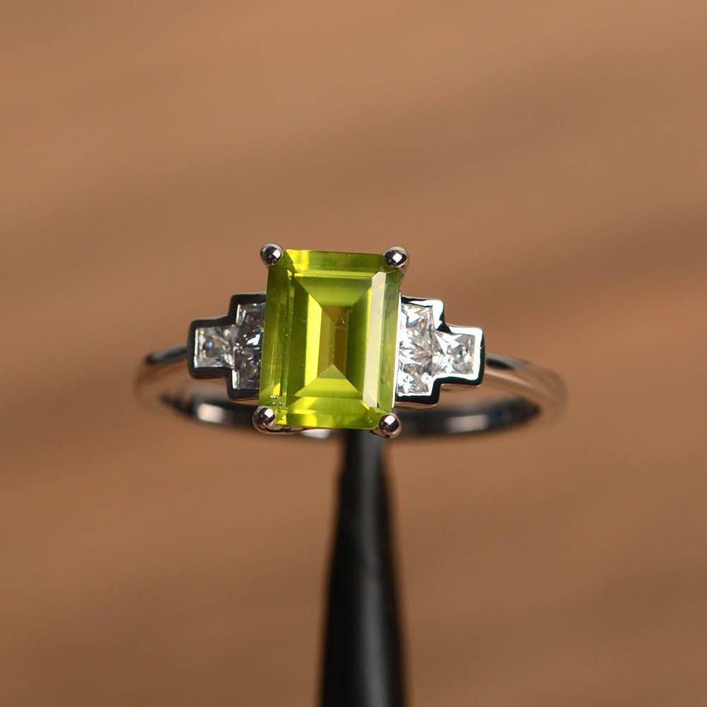 Natürliche Peridot Ring Jahrestag August Geburtsstein Smaragd Geschnitten Grüne Edelstein Sterling Silber Natürliche Peridot Ring Jahrestag August Geburtsstein Smaragd Geschnitten Grüne Edelstein Sterling Silber von PalmaryJewelry