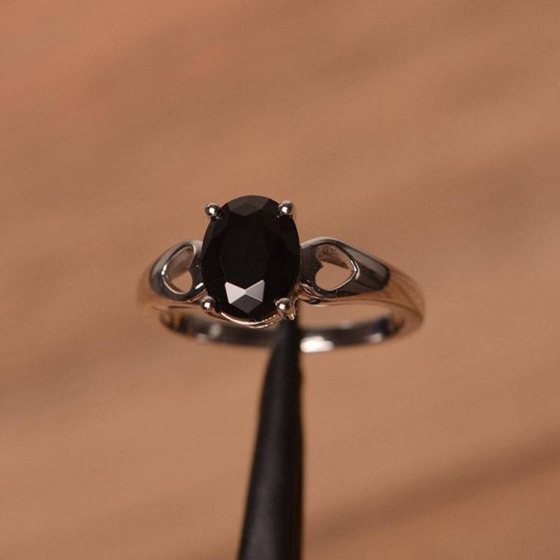 Natürliche Schwarze Spinell Ring Sterling Silber Solitär Jubiläumsring Oval Geschliffenen Schwarzen Edelstein von PalmaryJewelry