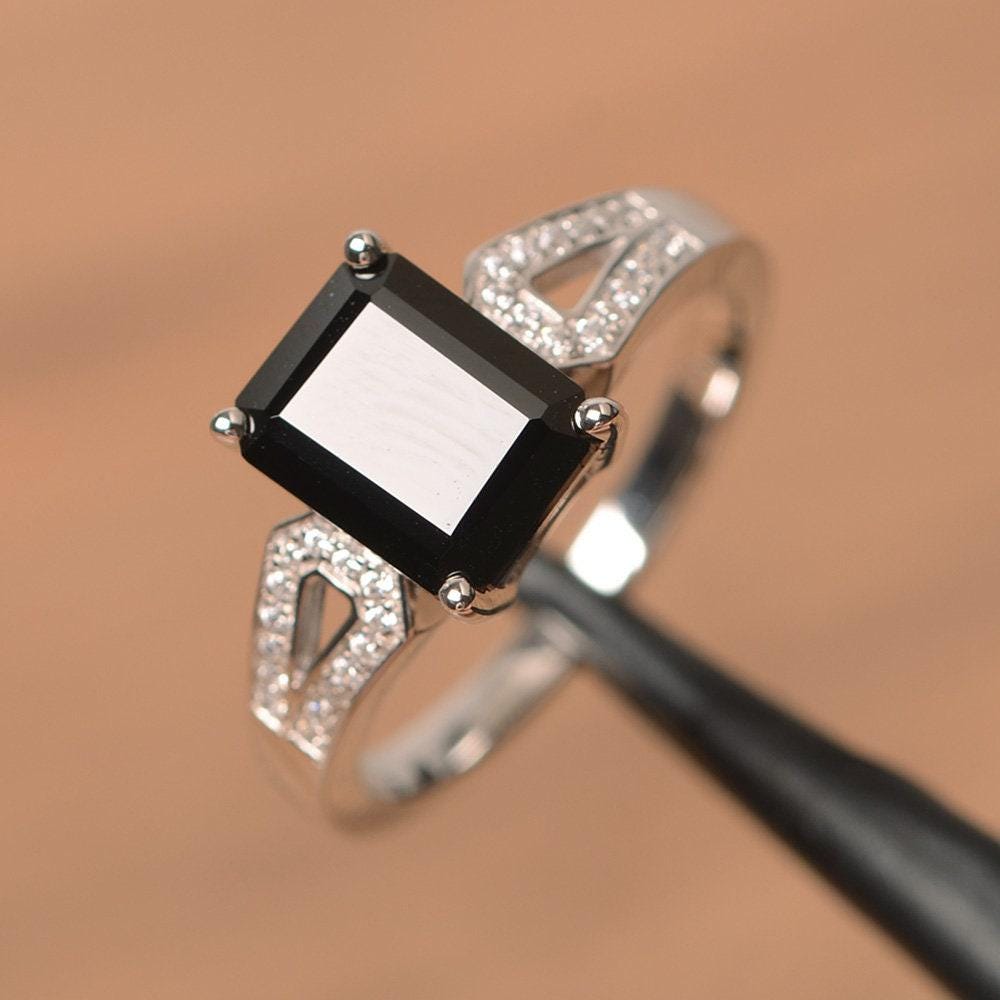Natürliche Schwarze Spinell Ring Verlobungsring Silberring Smaragdschliff Schwarzer Edelstein Sterlingsilber von PalmaryJewelry