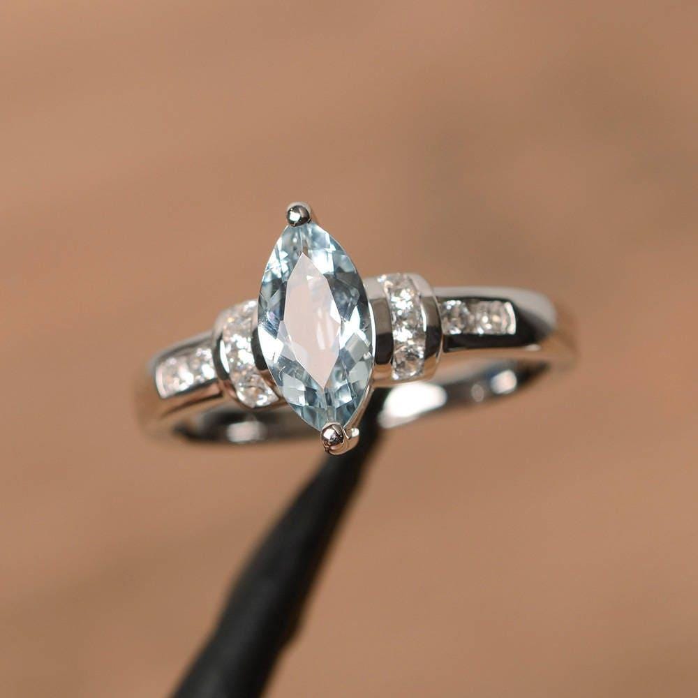 Natürlichen Aquamarin Ring Ehering März Geburtsstein Marquise Geschnitten Blauen Edelstein Sterling Silber von PalmaryJewelry