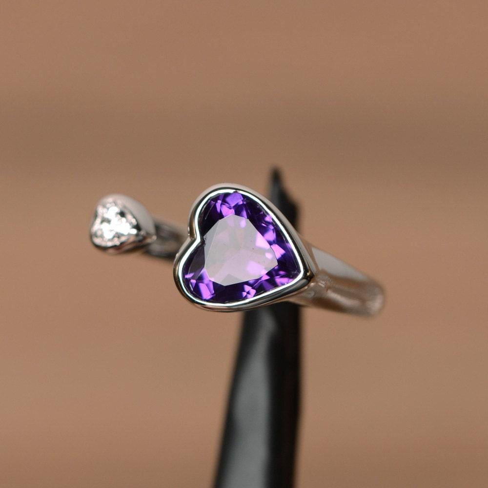 Natürlicher Amethyst Einstellbarer Ring Februar Geburtsstein Verlobungsring in Herzform Natürlicher Amethyst Einstellbarer Ring Februar Geburtsstein Verlobungsring in Herzform von PalmaryJewelry
