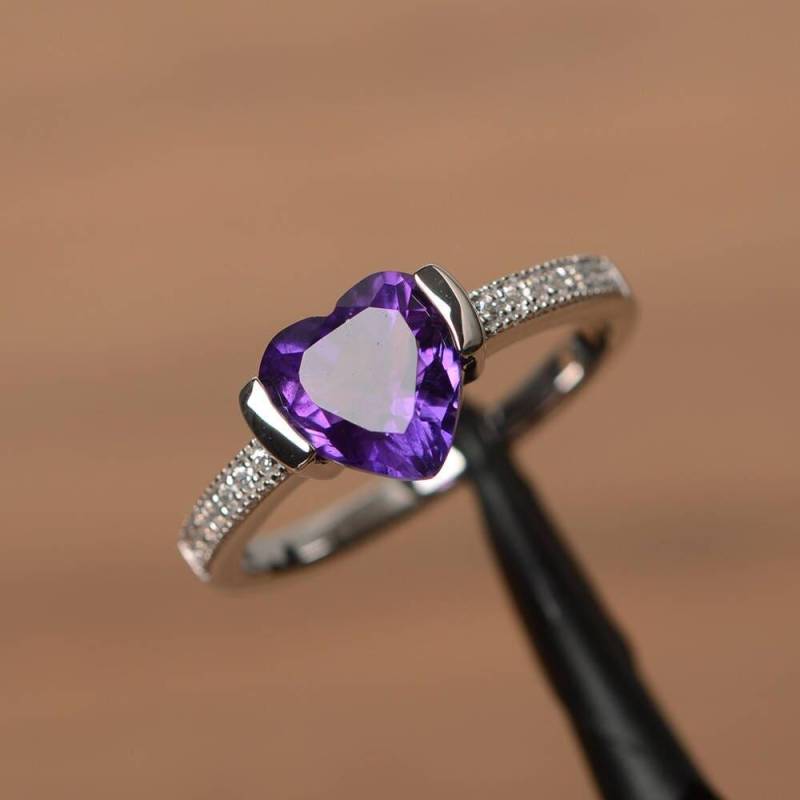 Natürlicher Amethyst Ring Ehering Februar Geburtsstein Herz Geschnitten Edelstein Sterling Silber von PalmaryJewelry