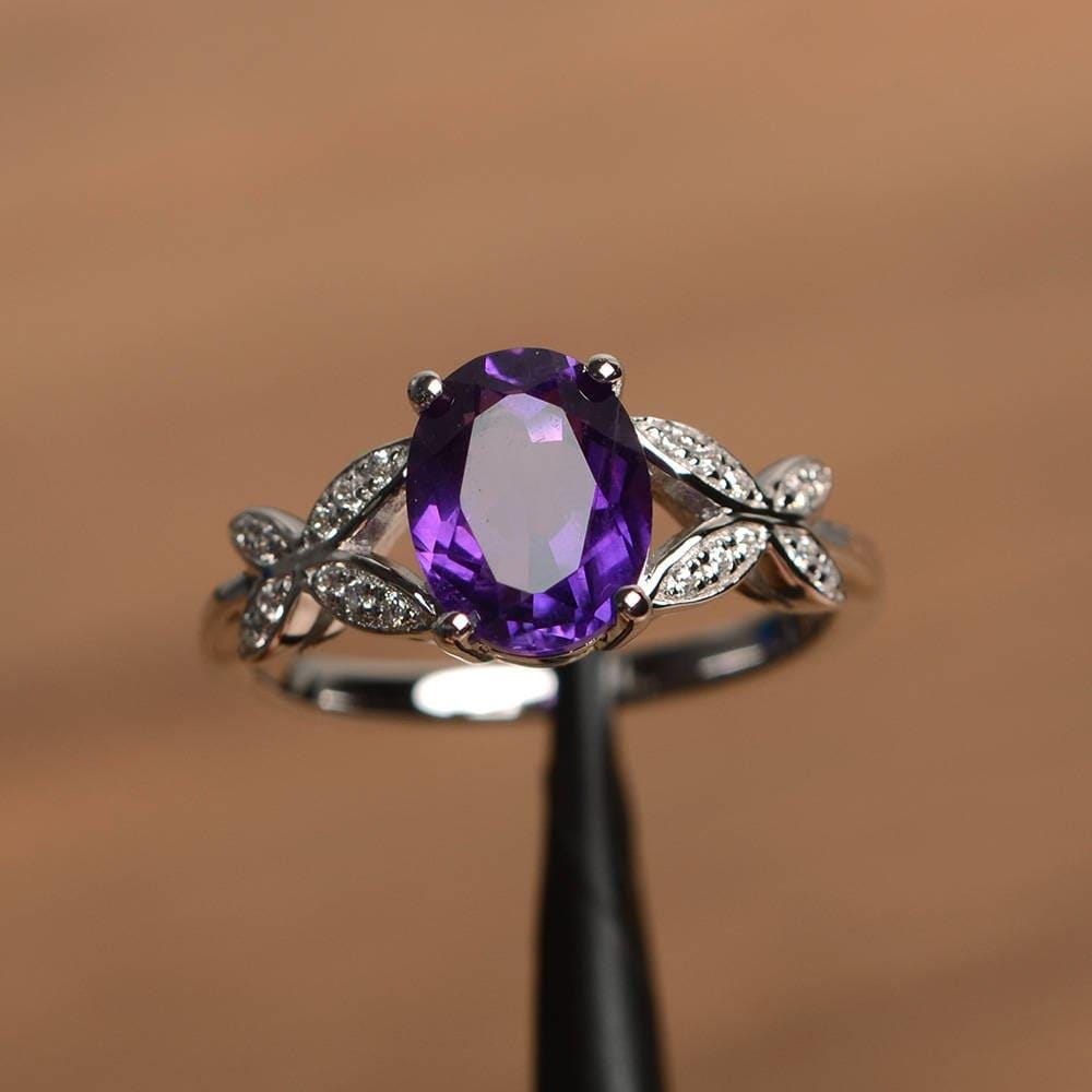 Natürlicher Amethyst Ring Ehering Februar Geburtsstein Ovalschliff Lila Edelstein Sterlingsilber Schmetterlingsform von PalmaryJewelry