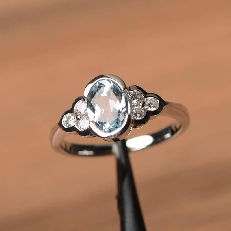 Natürlicher Aquamarinring Versprechen Ring März Geburtsstein Ovale Geschnittene Edelstein Blauer Sterling Silber von PalmaryJewelry
