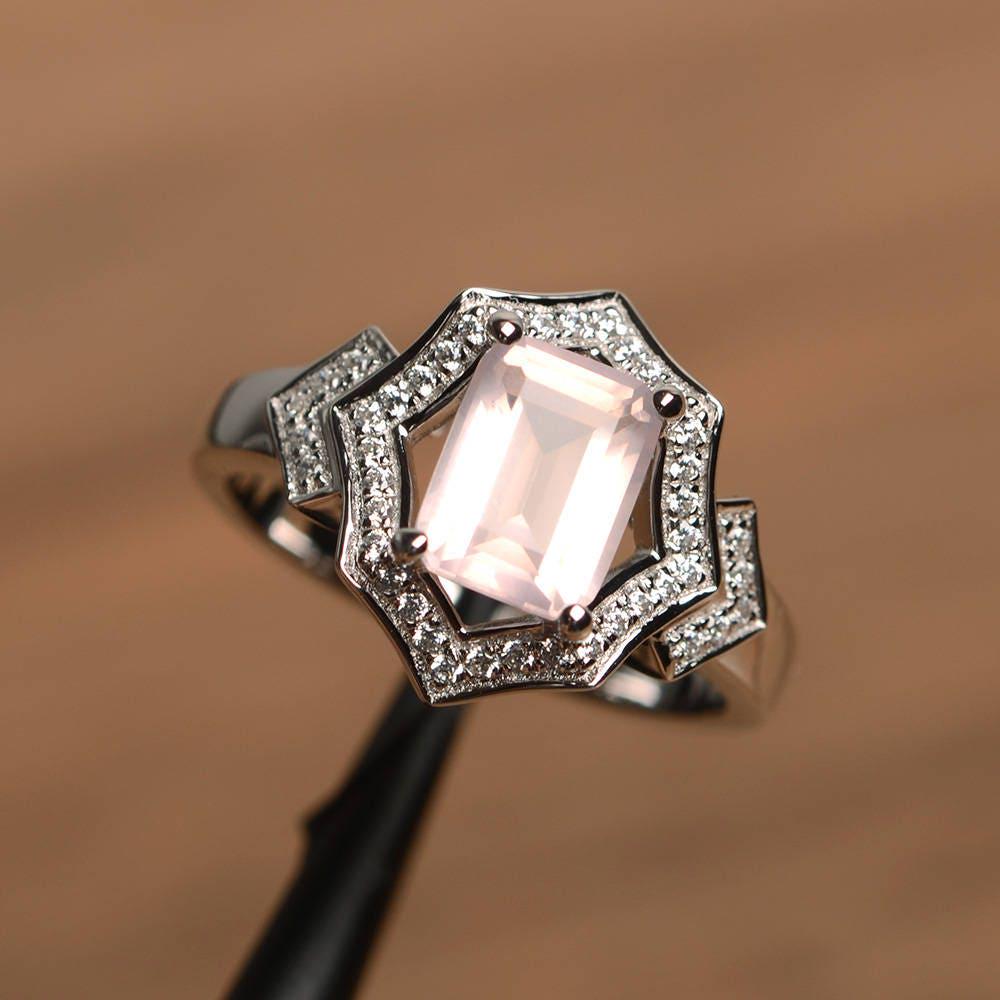 Natürlicher Rosa Quarz Ring Smaragdschliff Edelstein Sterling Silber Ehering von PalmaryJewelry