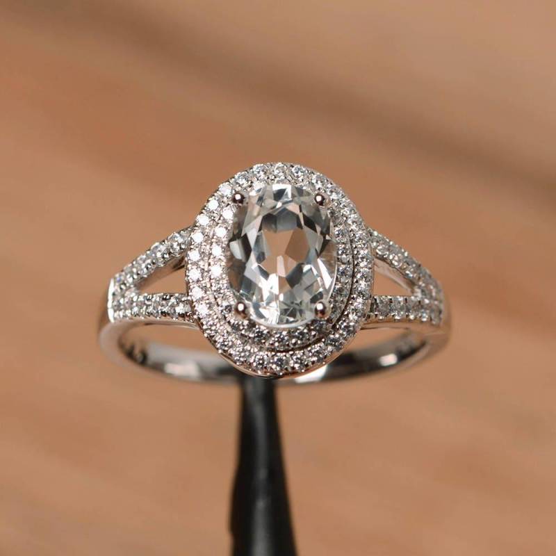 Natürlicher Weißer Topasring Sterling Silber Jubiläumsring Ovaler Edelsteinring von PalmaryJewelry