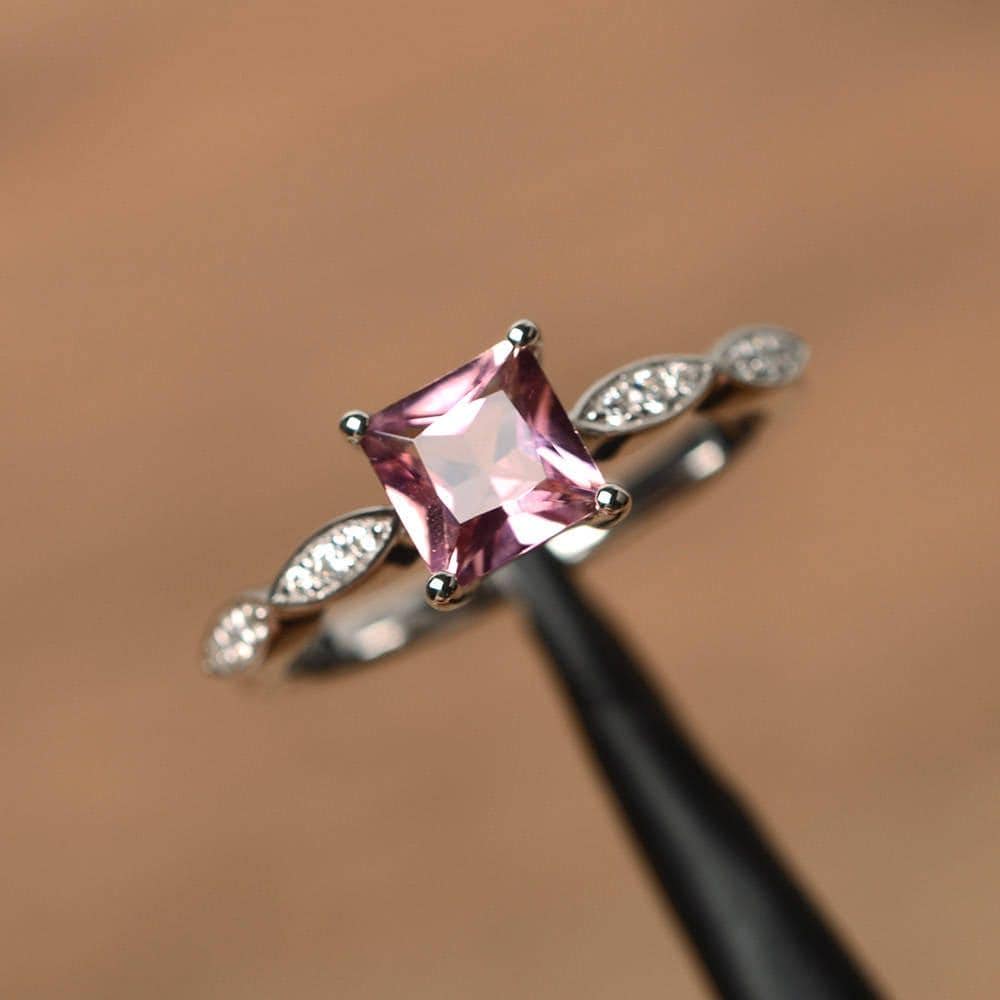 Rosa Turmalin Ring Oktober Geburtsstein Princess Cut Sterling Silber Jubiläumsring von PalmaryJewelry