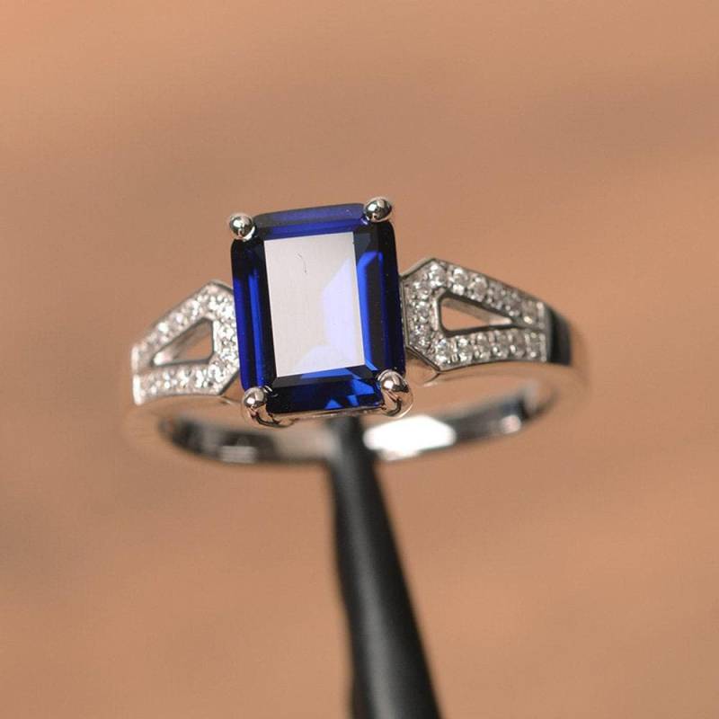 Verlobungsring Blauer Saphir Ring September Geburtsstein Smaragdschliff Edelstein Sterling Silber von PalmaryJewelry