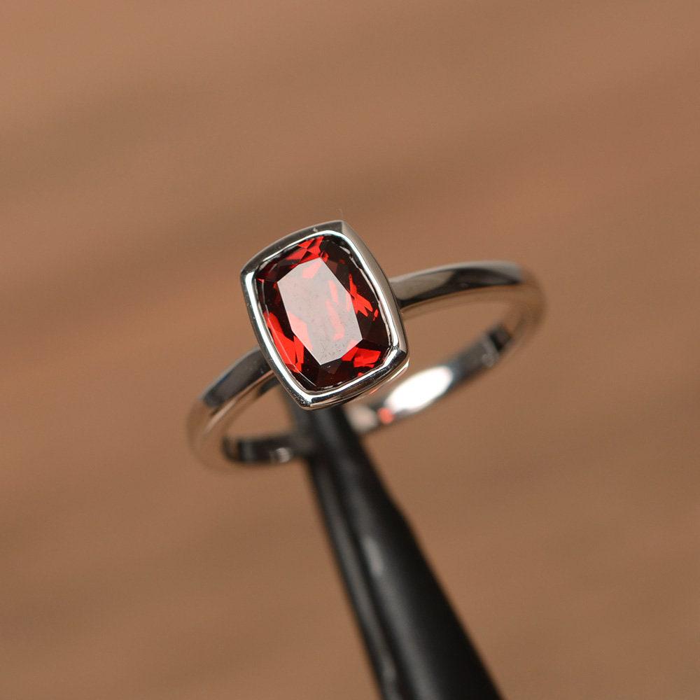 Versprechen Ring Natürliche Rote Granat Januar Geburtsstein Ringkissen Geschliffenen Roten Edelstein Sterling Silber von PalmaryJewelry