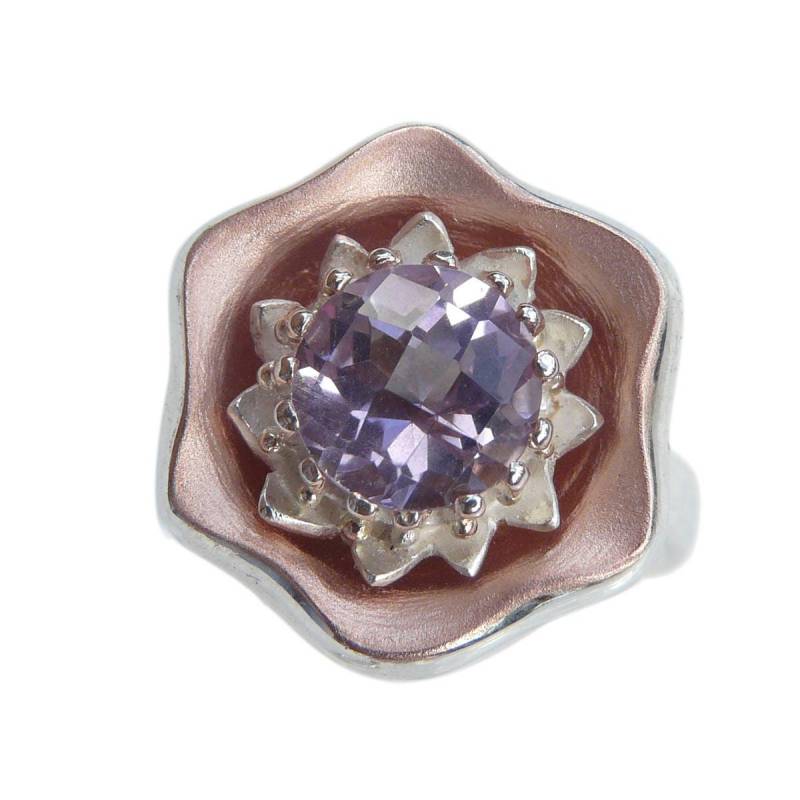 Blumen-Ring Amethyst Rosegold Vermeil Sterlingsilber-Statement Ring von PamelaDickinson