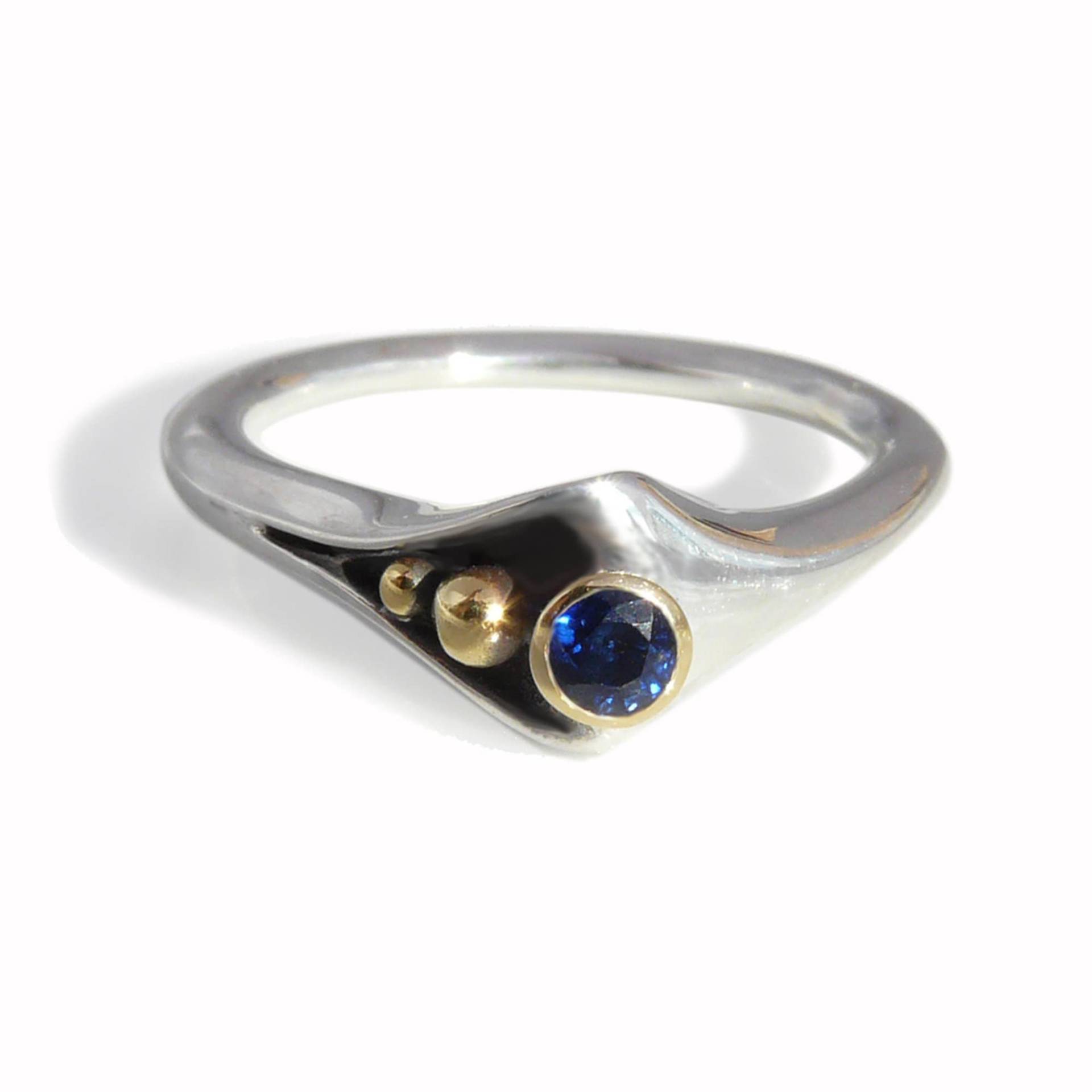 Moderner Silber + Gold Ring, Mit Kostbaren Blauen Saphir, Gelben Saphir Oder Aquamarin. Alternativer Verlobungsring. Geburtstag Jubiläum von PamelaDickinson